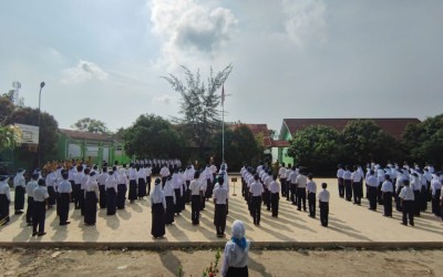 Penilaian Lomba Tata Upacara Bendera (LTUB) Tahun 2025 di SMP Negeri 1 Batujaya